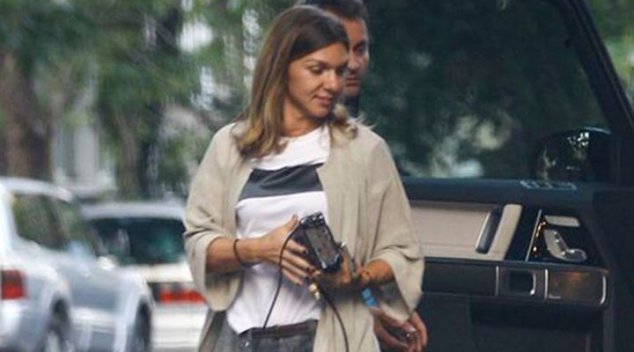 NOUL IUBIT MILIONAR AL SIMONEI HALEP A DIVORȚAT ACUM! CĂSNICIA LUI TONI IURUC A ”REZISTAT” NUMAI 10 LUNI NOUL IUBIT MILIONAR AL SIMONEI HALEP A DIVORȚAT ACUM! CĂSNICIA LUI TONI IURUC A ”REZISTAT” NUMAI 10 LUNI