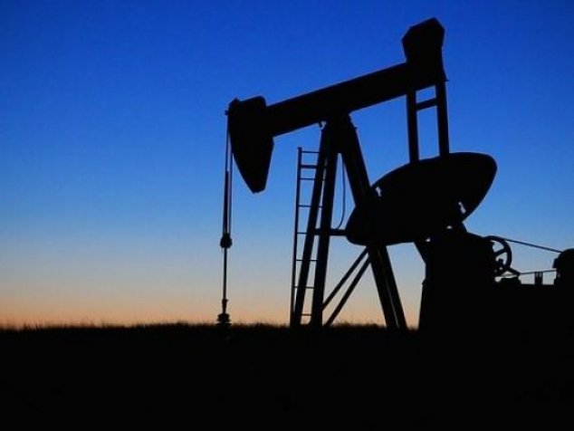 Semne de criză mondială. China și Europa raportează date economice sub așteptări, petrolul scade cu 5% Semne de criză mondială. China și Europa raportează date economice sub așteptări, petrolul scade cu 5%