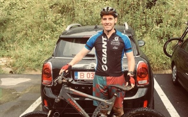 Fostul principe Nicolae a rămas fără permis de conducere după ce a condus cu 112 kilometri la oră în localitate Fostul principe Nicolae a rămas fără permis de conducere după ce a condus cu 112 kilometri la oră în localitate