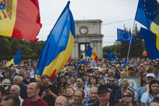 Pentru aderarea Moldovei în UE pledează 60% dintre cetățenii. Pentru Igor Dodon ar vota DOAR 35% Pentru aderarea Moldovei în UE pledează 60% dintre cetățenii. Pentru Igor Dodon ar vota DOAR 35%