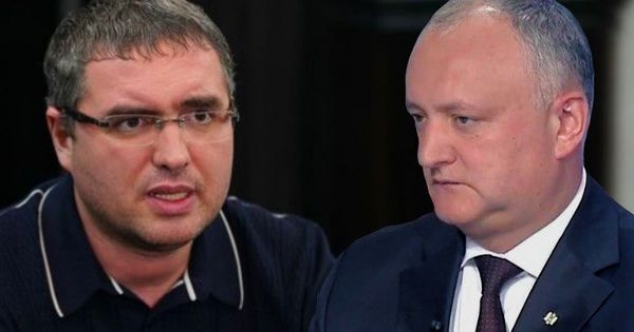 Planul lui Usatîi după alianța cu PAS sau Dodon: să dea afară toți funcționarii și demnitarii cu cetățenia română Planul lui Usatîi după alianța cu PAS sau Dodon: să dea afară toți funcționarii și demnitarii cu cetățenia română