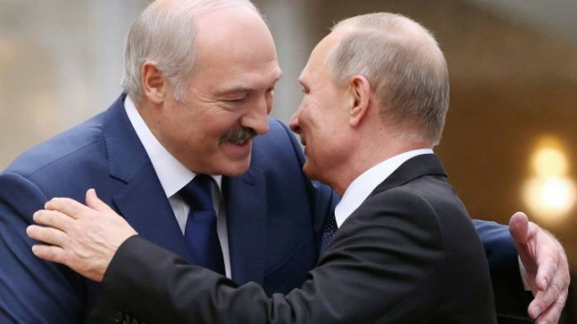 Lukaşenko cere ajutorul lui Putin pentru a face faţă sancţiunilor UE