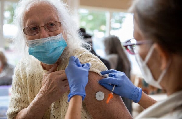 Germania impune vaccinarea obligatorie în spitale şi cămine de bătrâni